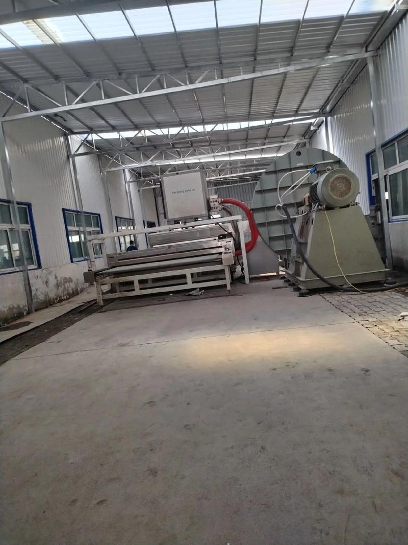 伊犁宇科商貿(mào)#中空玻璃生產(chǎn)線 #生產(chǎn)車間現(xiàn)場 #鋼化